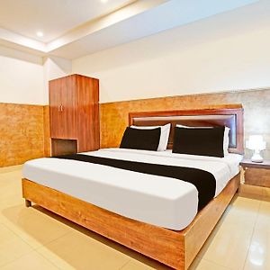 Super Collection O Tilak Nagar Near Pacific Mall